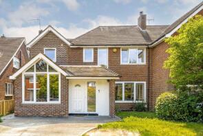 19, Broomfield, Sunbury-on-thames TW16 6SL