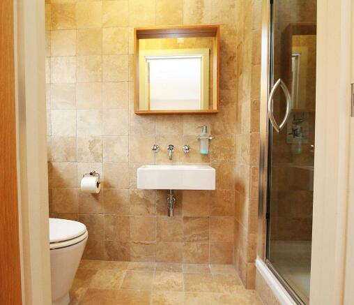Bedroom 2 En-suite