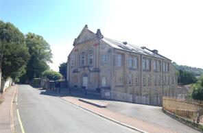 Flat 15, Castle Court, Castle Street, Stroud GL5 2JD