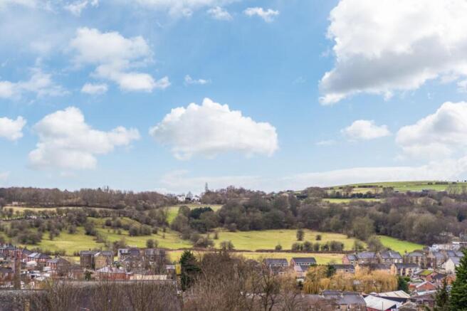 3 bed Detached for sale Image 8