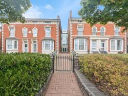 Flat 6, 117 123 Rocksborough House, Warwick Road, Olton, Solihull B92 7GA