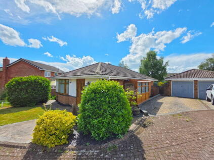 Oaks Wood Drive, Darton, Barnsley, S75 5PT