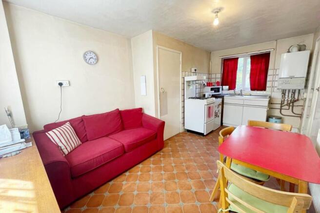 Kitchen/Breakfast Ro