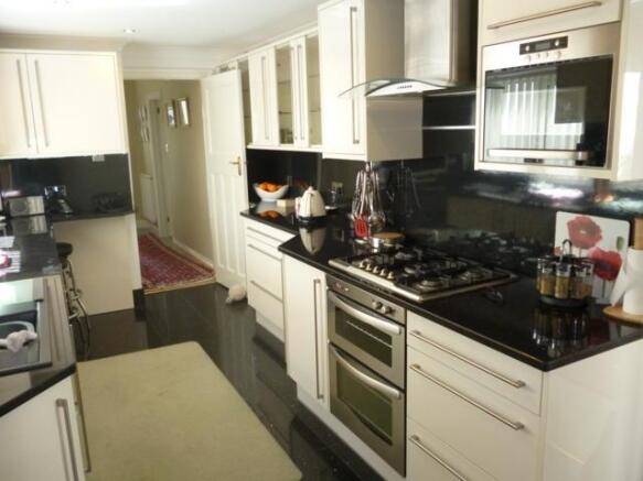 Photo 9