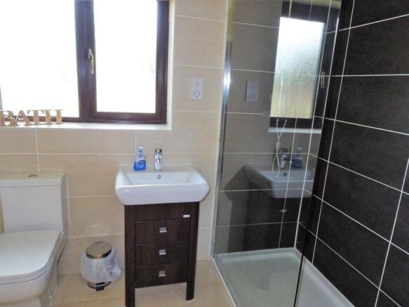 Photo 25