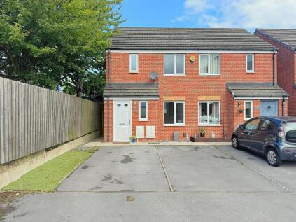 Royds Hall Drive, Bradford, BD6
