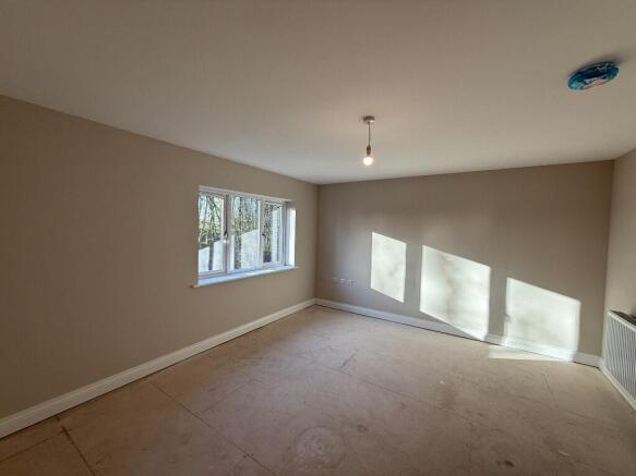 1 bed Flat for sale Image 4