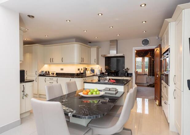 Kitchen/Family room
