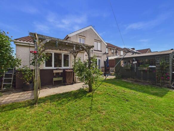 3 bed Semi-Detached for sale Image 5