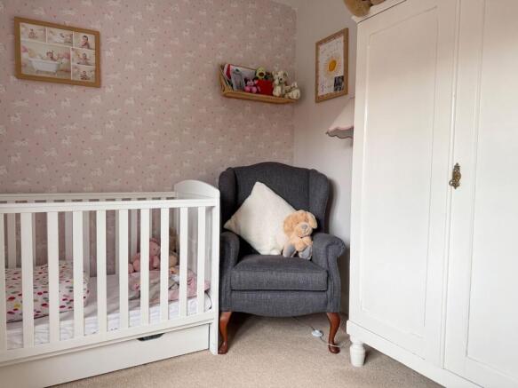 3 bed Semi-Detached for sale Image 7