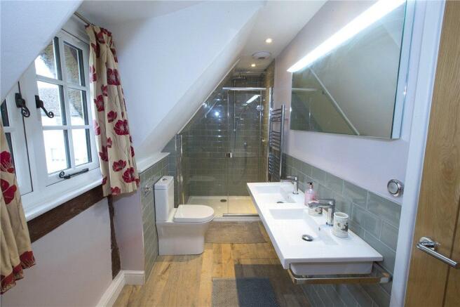 En Suite Shower