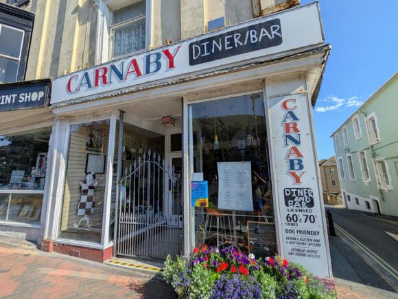 Photo 3