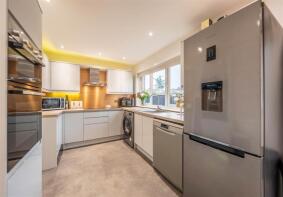 16, Primrose Crescent, Perth PH1 2QE