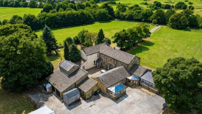 7 bed Barn Conversion for sale Image 3