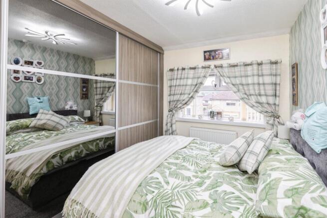 3 bed Semi-Detached for sale Image 10