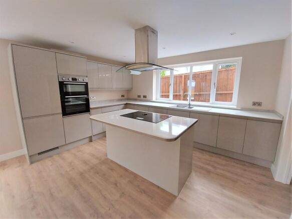 Contemporary Kitc...