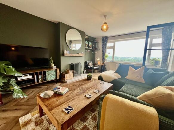 3 bed House to rent Image 5