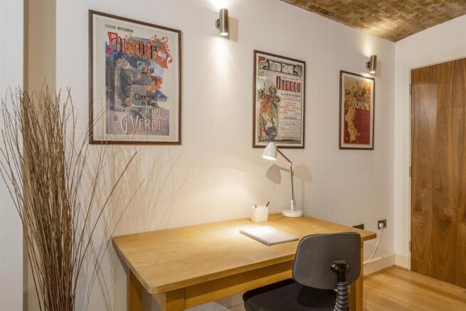 Diner/Lounge