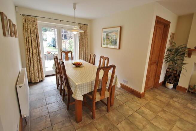 Kitchen 4.JPG