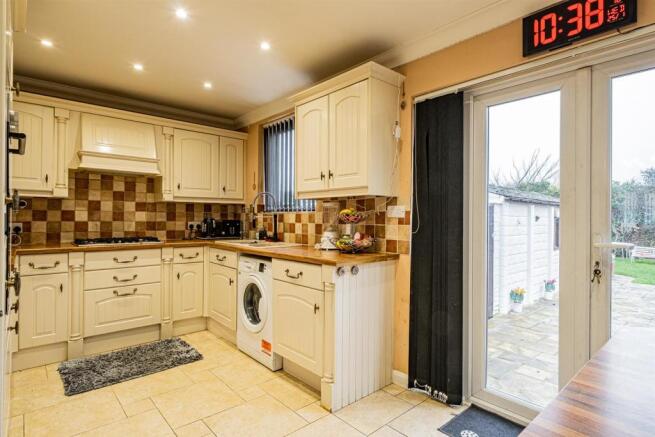 Kitchen/Breakfast Room