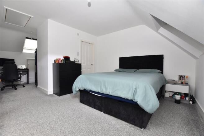 3 bed Terraced for sale Image 5