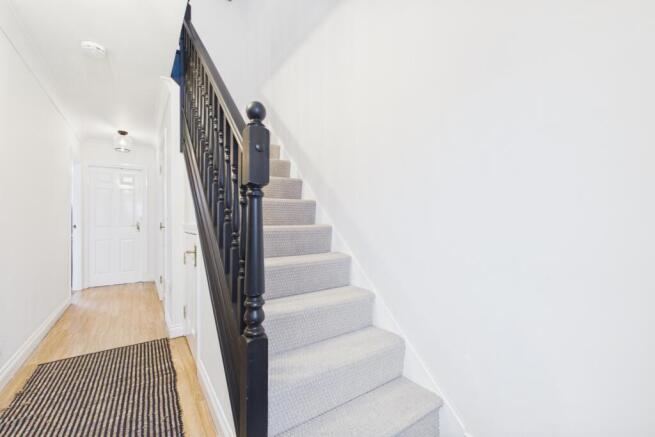3 bed Town House for sale Image 10