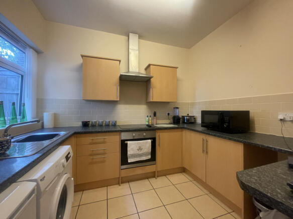 KItchen straighter