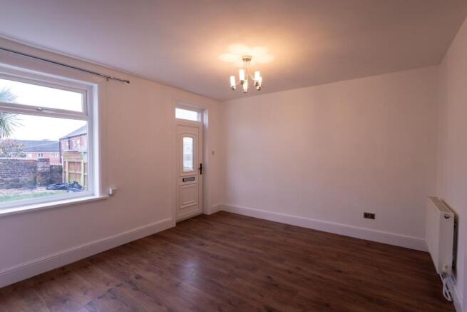 2 bed Terraced for sale Image 8