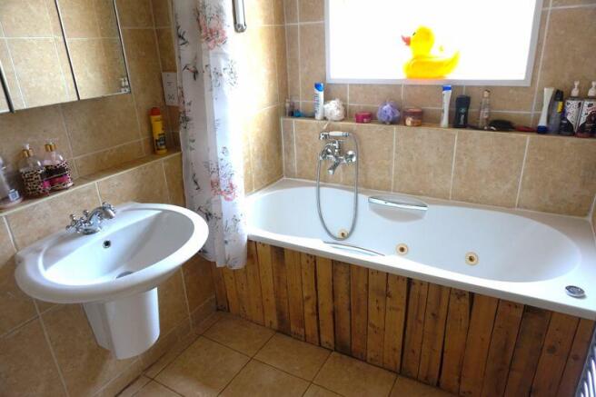 Photo 16