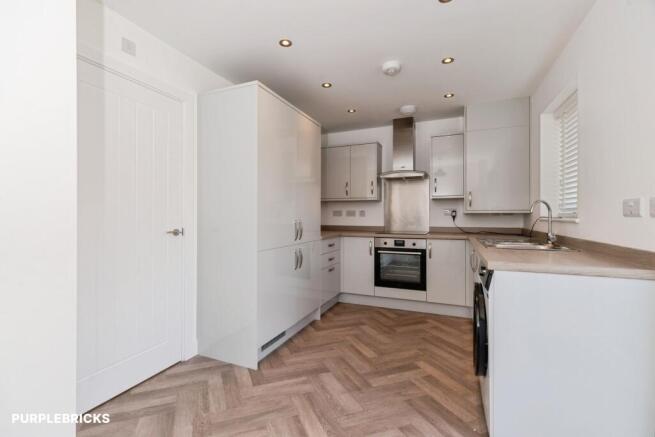 2 bed Semi-Detached for sale Image 7