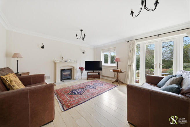 25 Grassfield Way...