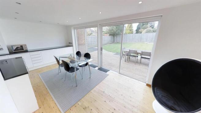 Kitchen/Dining Room