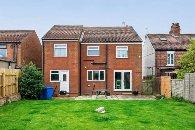 4 bed Detached for sale Image 9