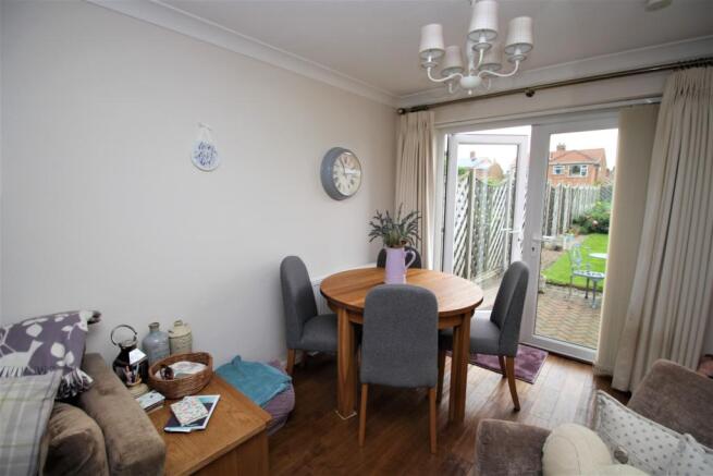 Lounge/Dining Room