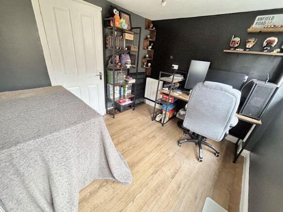 Office/bedroom 3