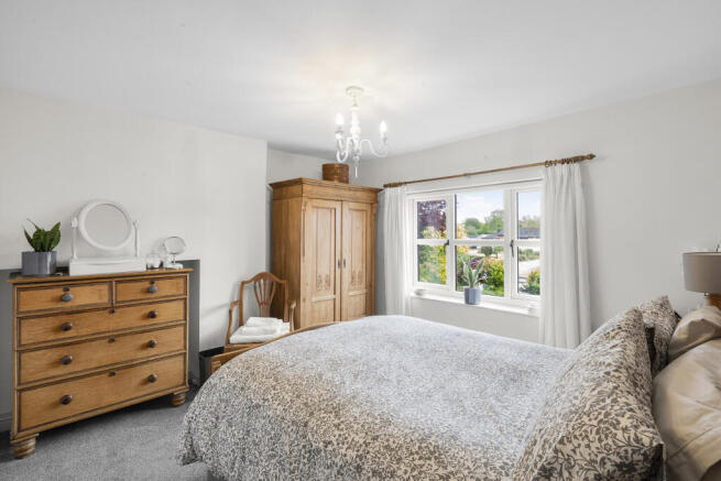 3 bed Detached for sale Image 9