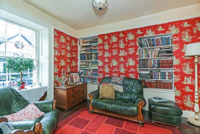 Sitting Room/Library