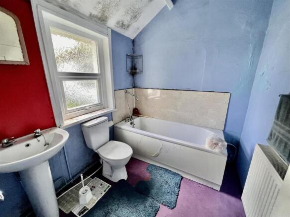 Downstairs Bathroom