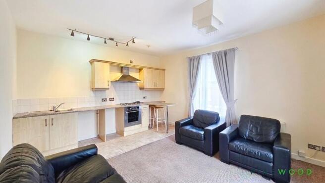 BREAKFAST KITCHEN/LOUNGE