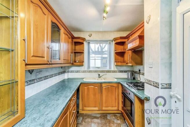 2 bed Terraced to rent Image 4