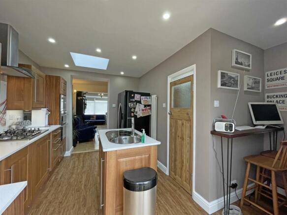 Ferrers Road - Kitchen 4.jpg