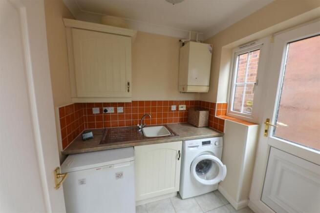 4 bed Detached for sale Image 11