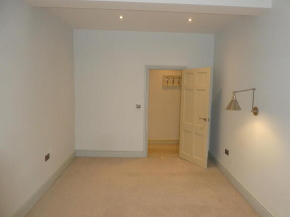 2nd bedroom