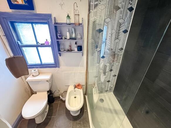 4 bed Terraced for sale Image 12