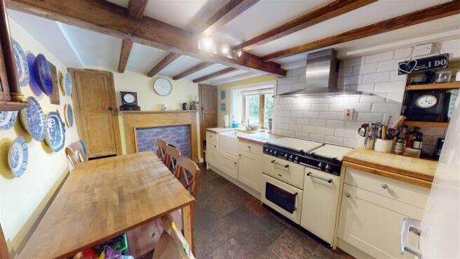2 bed Cottage for sale Image 4