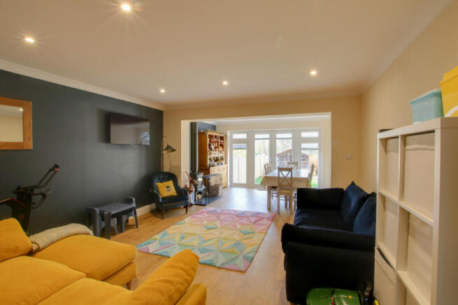 Living/Dining Room