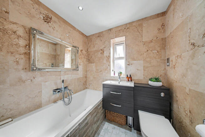 3 bed Detached for sale Image 12