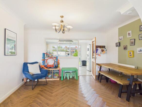 3 bed End of Terrace for sale Image 5