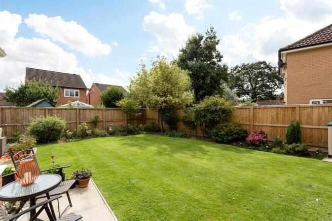 Rear Garden Alt View