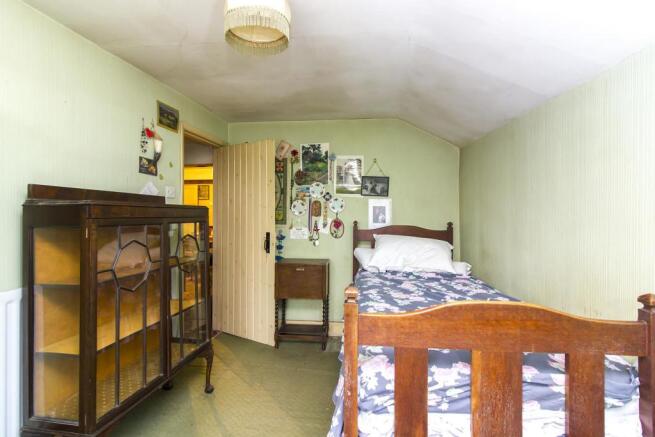 bed1a.jpg